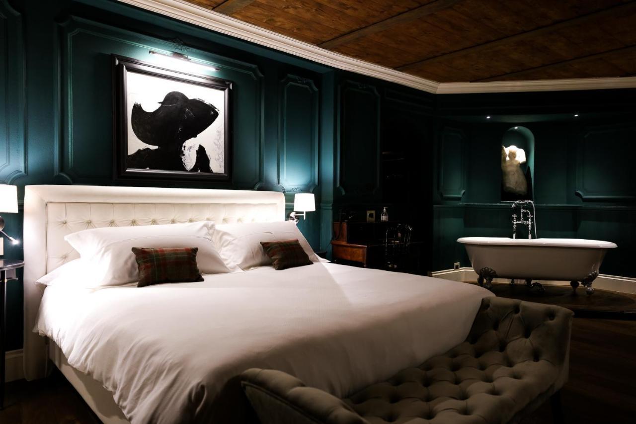 La Piazzetta Degli Artisti - Boutique B&B Bossolasco Kültér fotó